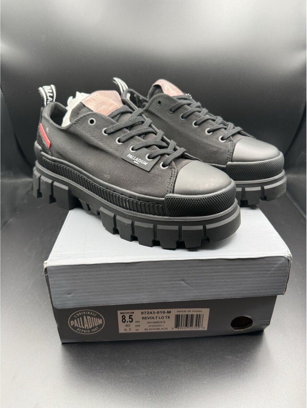 Palladium Revolt LO TX Women’s Black/Black 8.5M Boot Sneakers Platform MSRP $110